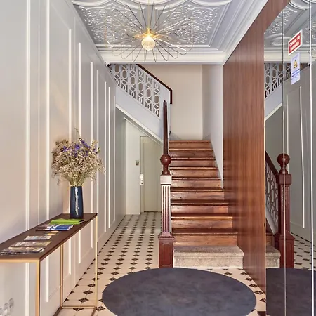 Lp Heritage Family Next To Cathedral By Se Appartement *